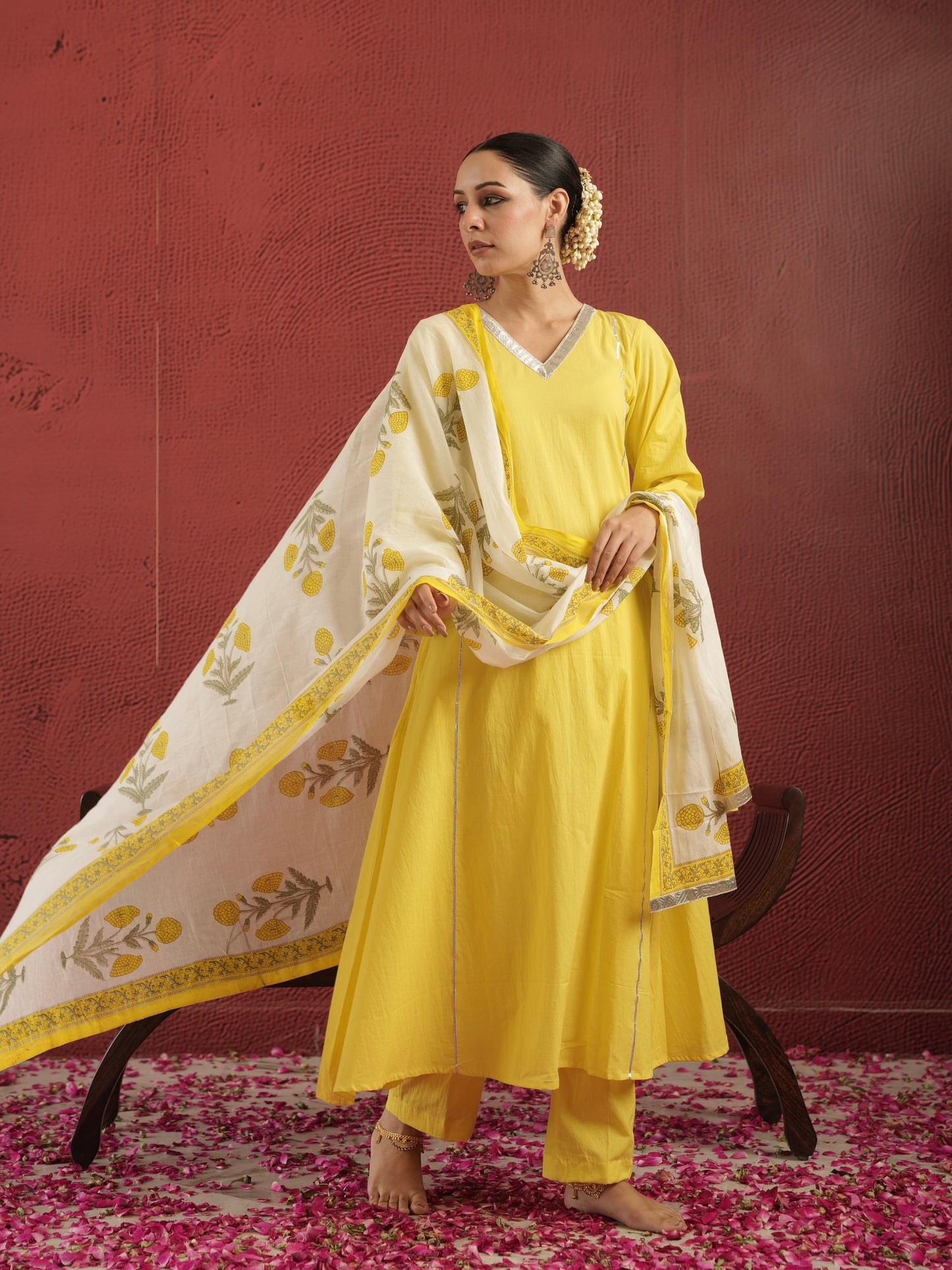 CHAAND YELLOW COTTON SUIT SET WITH BLOCK PRINT DUPATTA