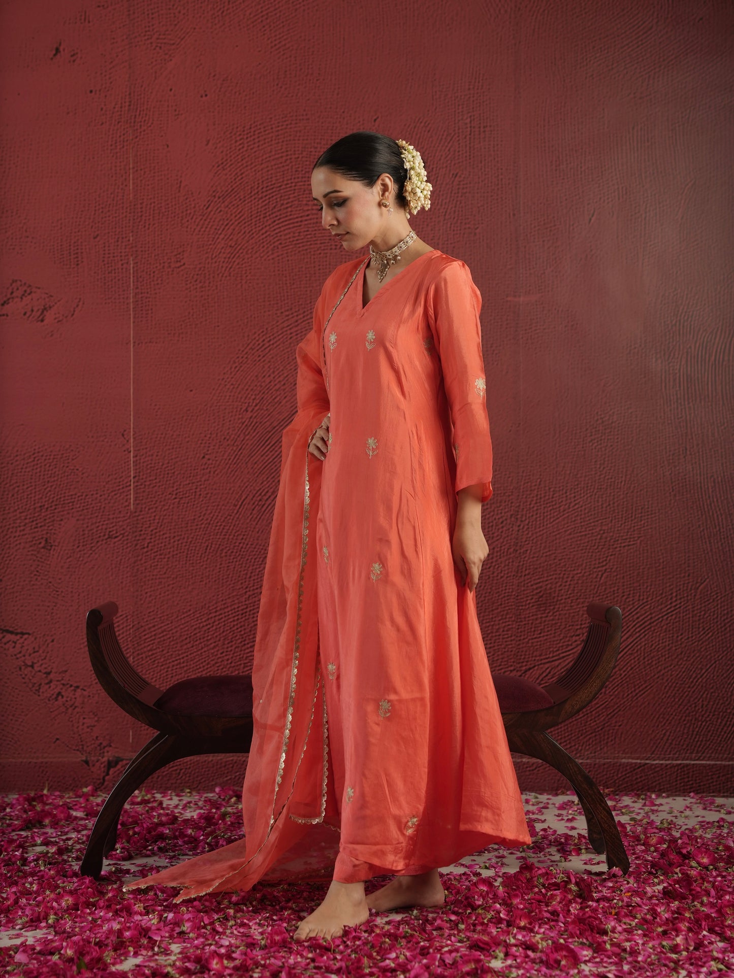 CHAAND PEACH SILK AARI EMBROIDERY SUIT SET