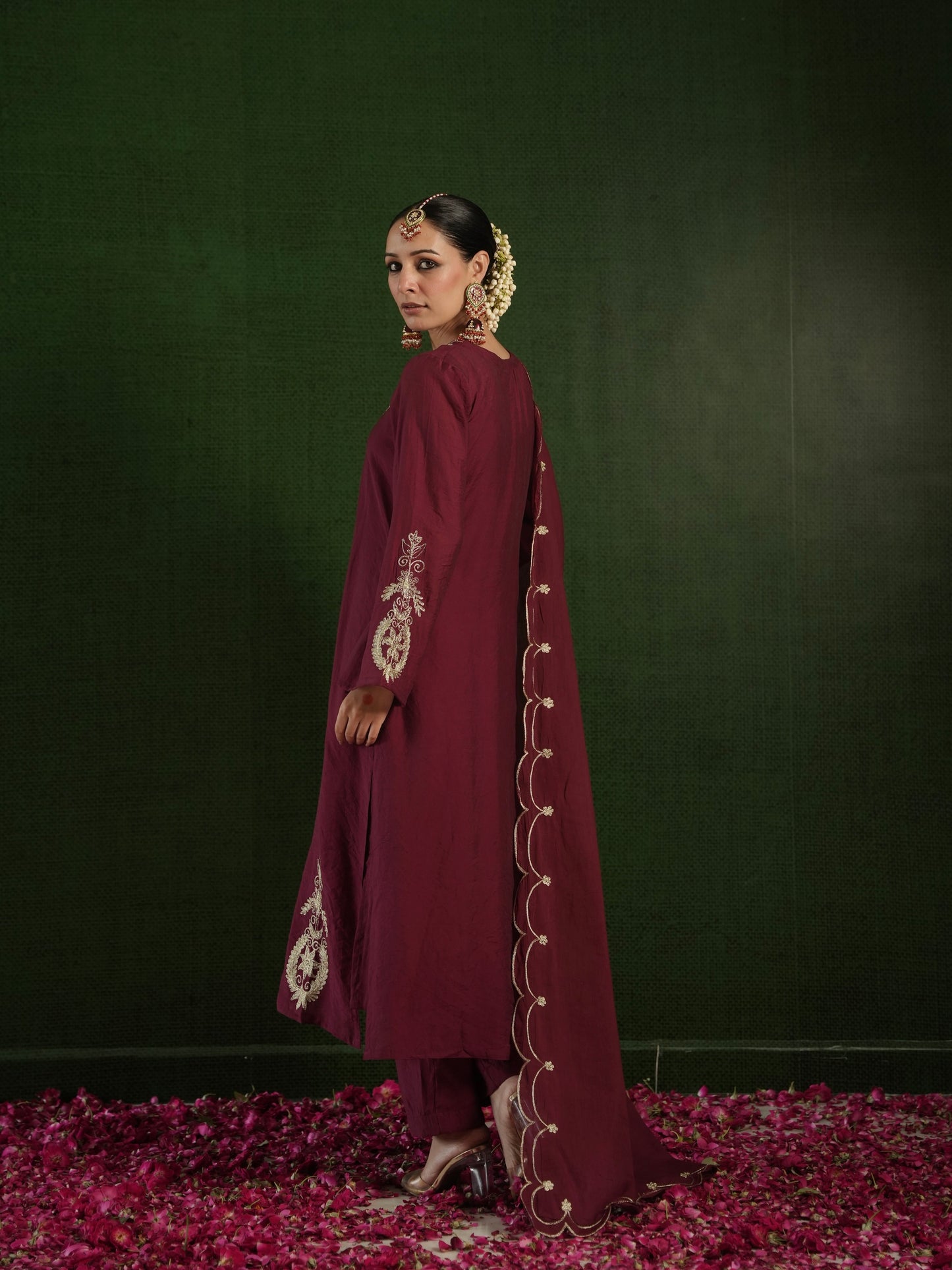 CHAAND ROSEWOOD CHANDERI HEAVY EMBROIDERD SUIT SET