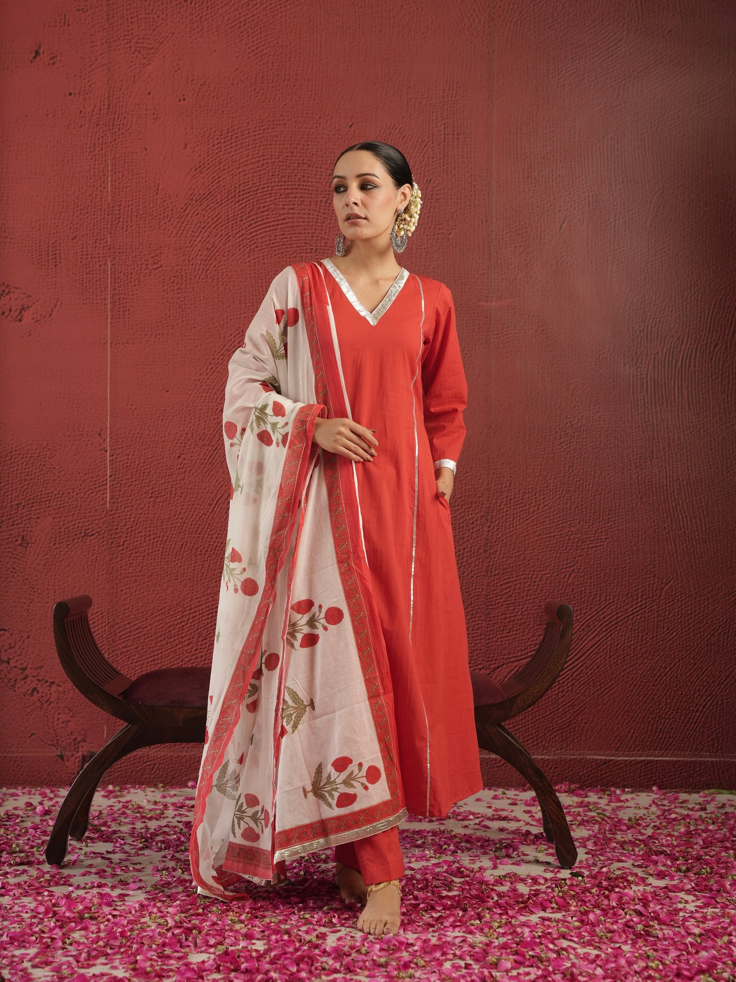 CHAAND RED COTTON SUIT SET WITH BLOCK PRINT DUPATTA