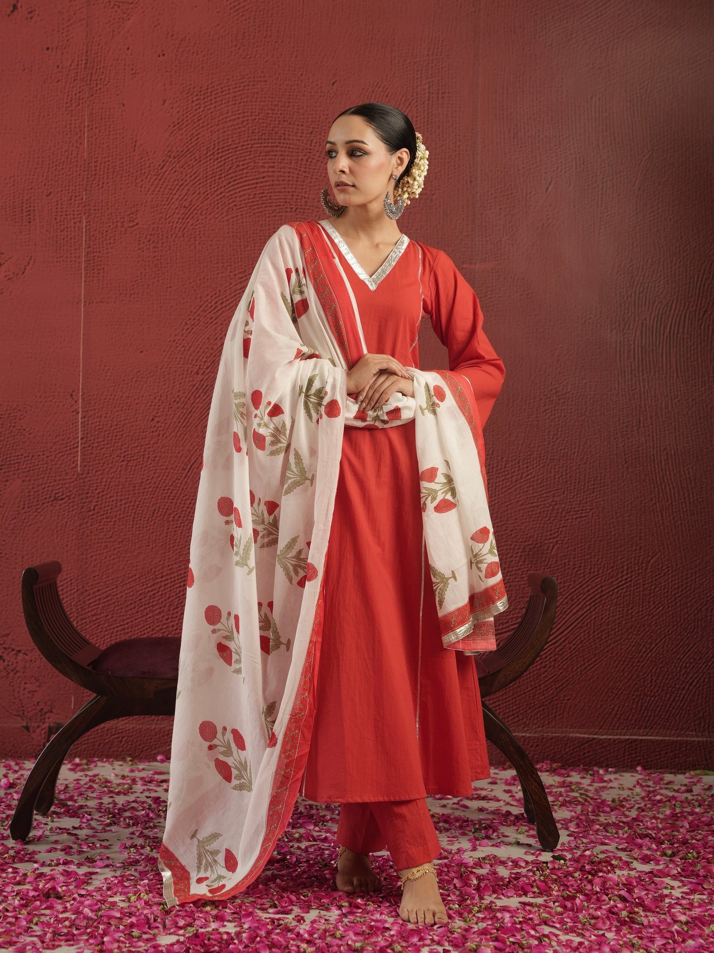 CHAAND RED COTTON SUIT SET WITH BLOCK PRINT DUPATTA