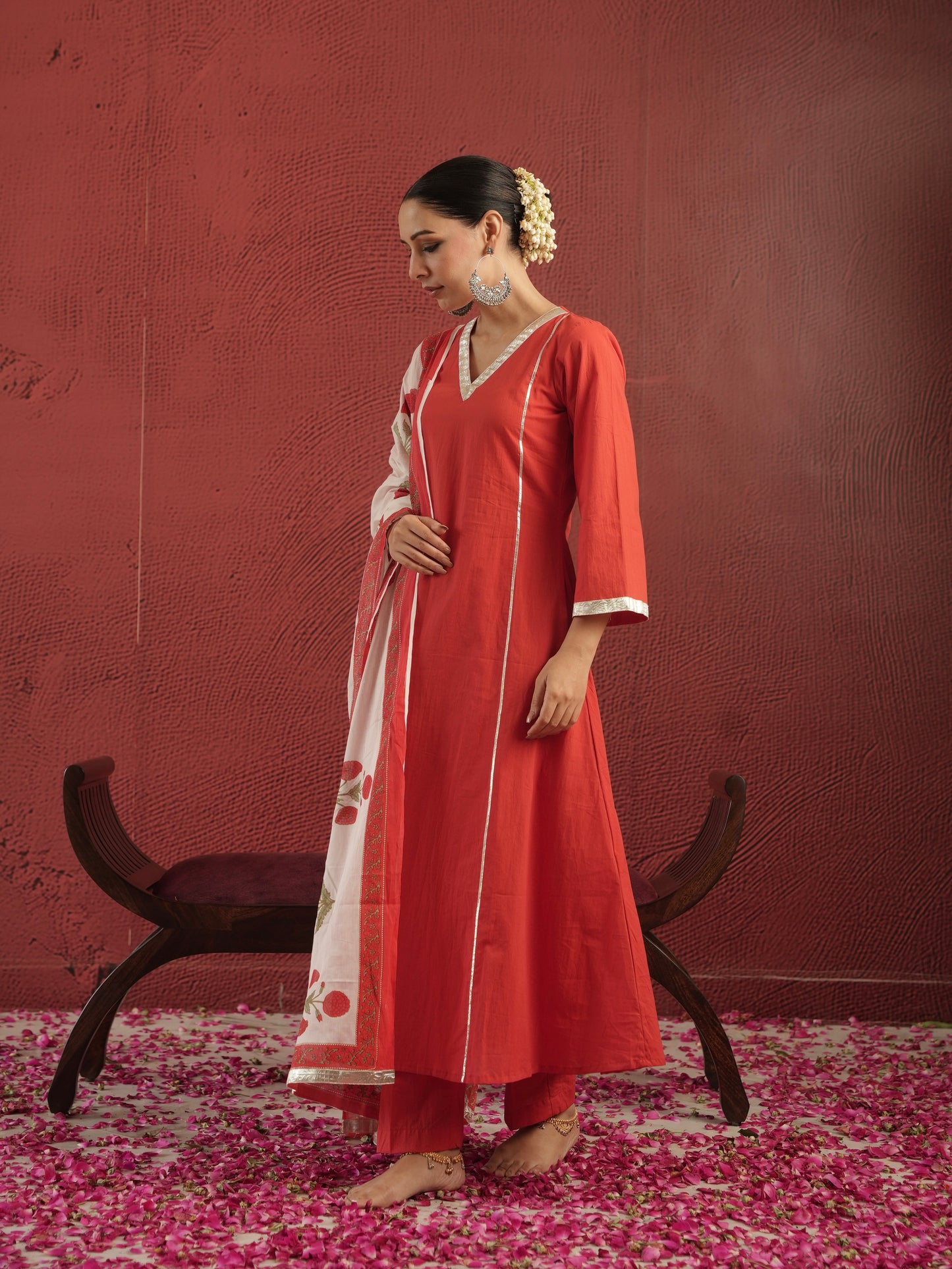 CHAAND RED COTTON SUIT SET WITH BLOCK PRINT DUPATTA